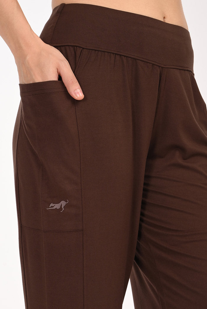 Proyog Relaxed Yoga Harem Pants I Bindu Brown