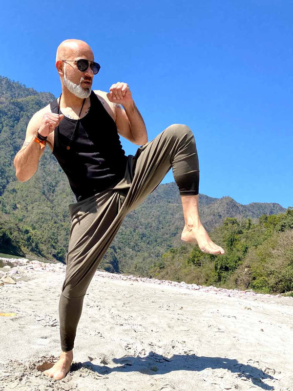 Amazon.com: Gafeng Mens Linen Harem Capri Pants Drawstring 3/4 Shorts  Casual Beach Yoga Hippie Thai Pants : Clothing, Shoes & Jewelry