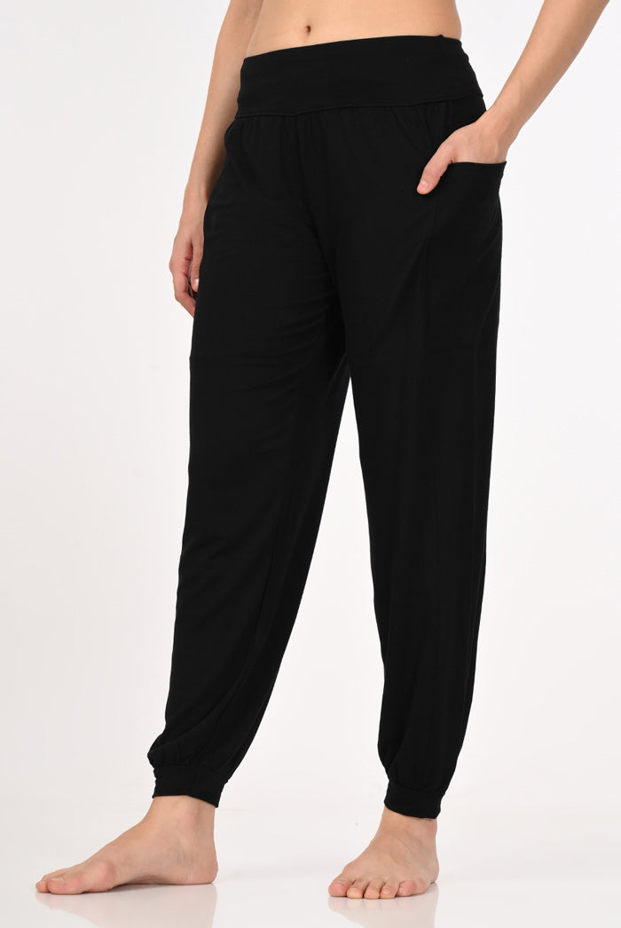 Proyog Relaxed Yoga Harem Pants I Bindu Black