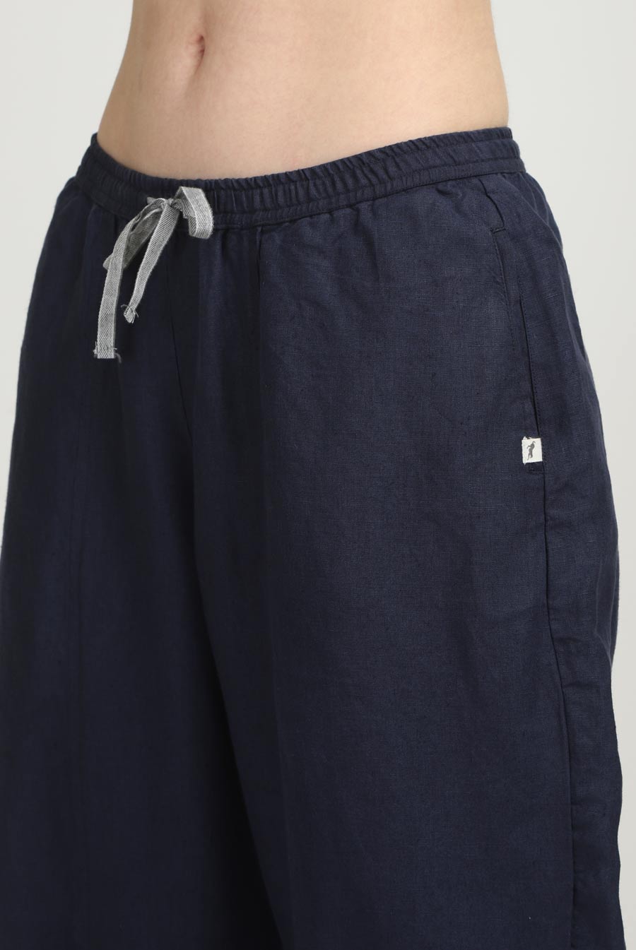 100% Linen Navy Pants Pocket Detail