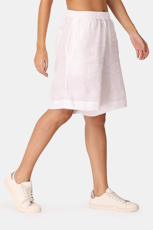 100% Linen Shorts with Pockets. Side.