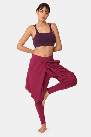 Dhoti Yoga Pant with Pockets Raspberry Look with Bra