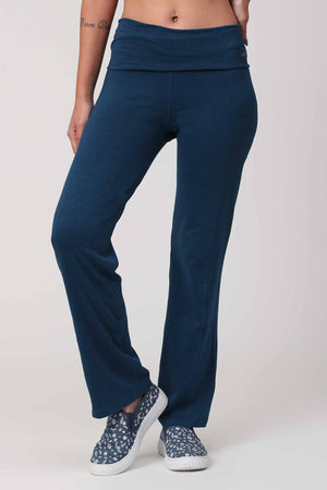 Jockey Women's Cotton Elastane Stretch Side Zipper Yoga Pant – Online  Shopping site in India