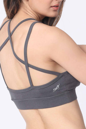 Cross-back strappy bra in Organic Cotton. Detail.